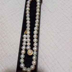 Pearl necklace